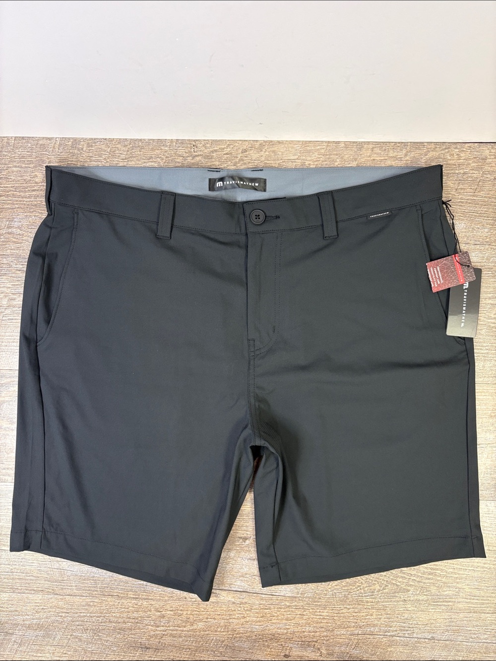 Travis Mathew Wanderlust Shorts Black Size 38 NWT Men’s Performance Golf
